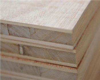 西安木工板、刨花板、纖維板、多層實(shí)木板到底哪個(gè)好？